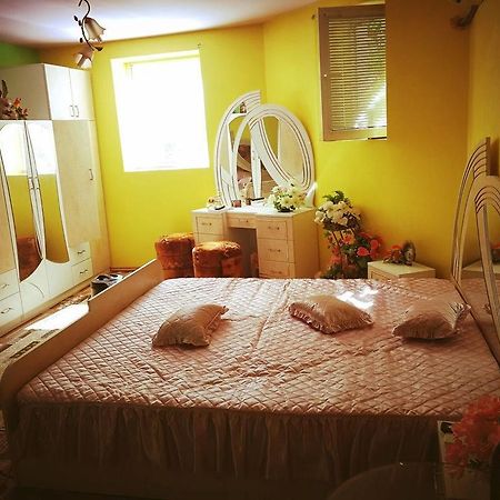 Two Bedroom Townhouse Mika 루세 외부 사진